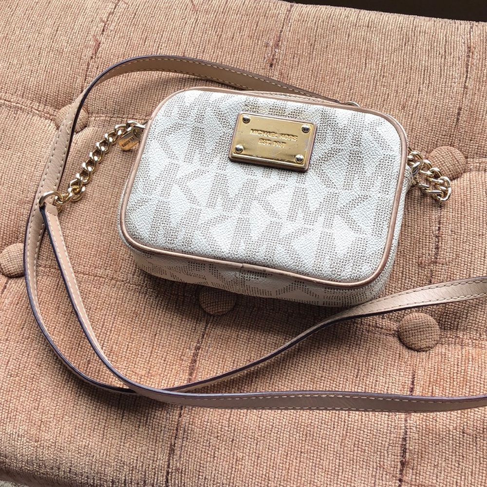 michael kors crossbody bag